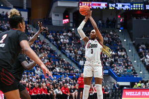 UConn forward Aaliyah Edwards averages 17.8 points and 9.4 rebounds on 59% shooting to lead the Huskies' frontcourt. 