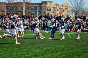 Syracuse's suffocating defense limited Notre Dame early in the game and propelled the Orange to victory. 