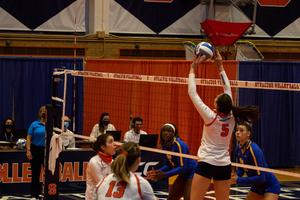 The Orange struggled with hitting, finishing the game with more errors than kills. 