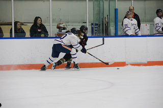  Hoppner, No. 20, fought for the puck to get the goal that put Syracuse on the board for 2.